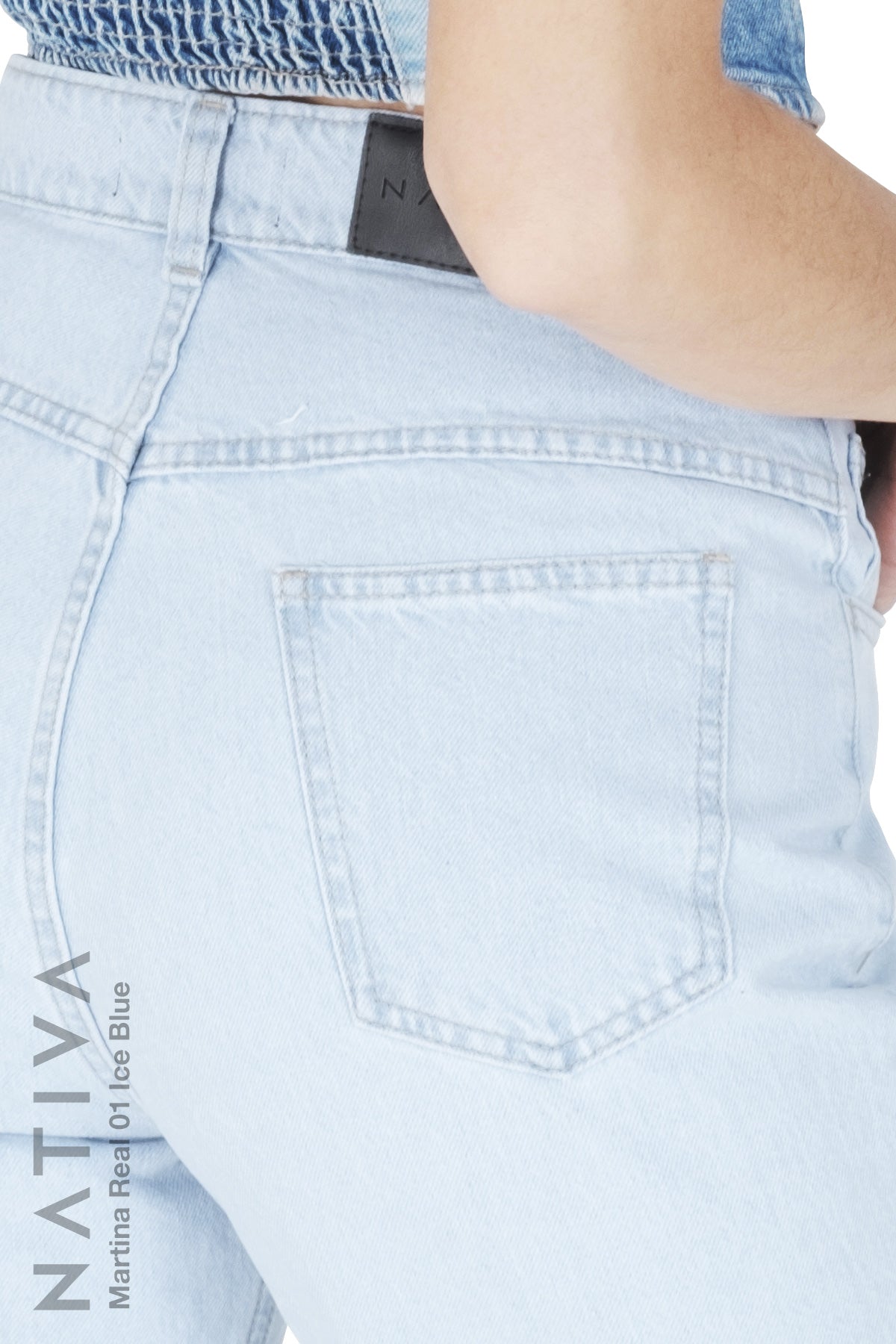 NATIVA, RIGID JEANS. MARTINA REAL 01 ICE BLUE, 100% True Denim Native Virgin Cotton, Ideal Comfort, Hi-Rise Relaxed Mom Jeans